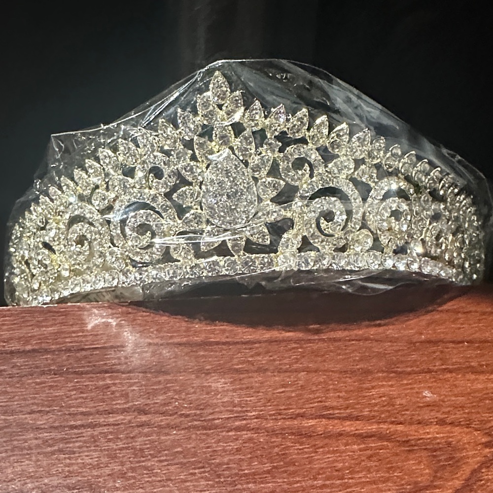 Sparkling Crystal gold rhinestoned Tiara